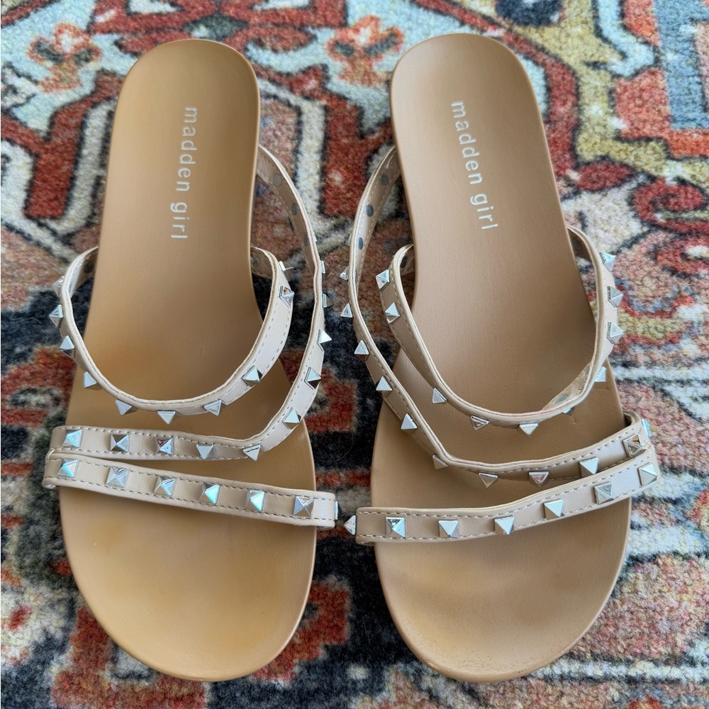 Madden girl women’s sandals